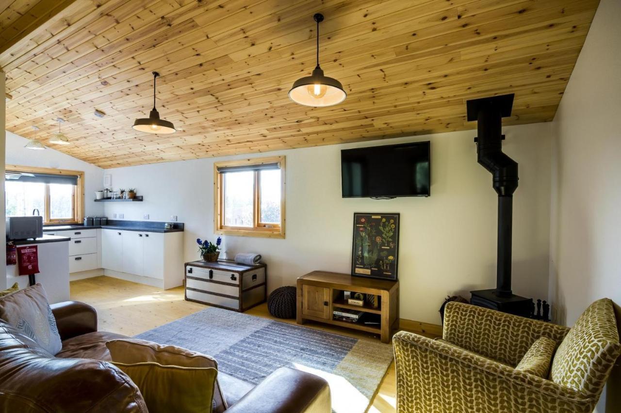Laurel Lodge - 2 Bedroom Log Cabin - St Florence Saint Florence Esterno foto
